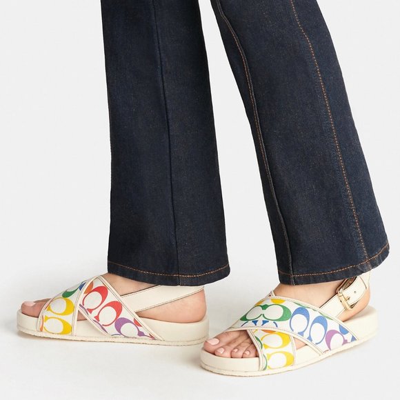 🌈 Coach Adora Sandal In Rainbow Signature Canvas - Picture 3 of 13
